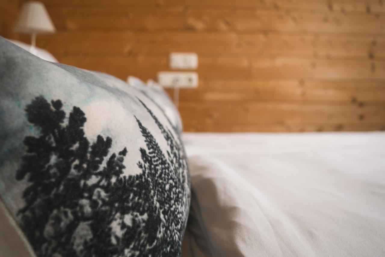 Naturnahes Familienchalet Mit Garten - Wifi - Netflix - Nur 15 Minuten Vom Chiemsee Und 35 Minuten Von Muenchen Entfernt Vogtareuth 外观 照片
