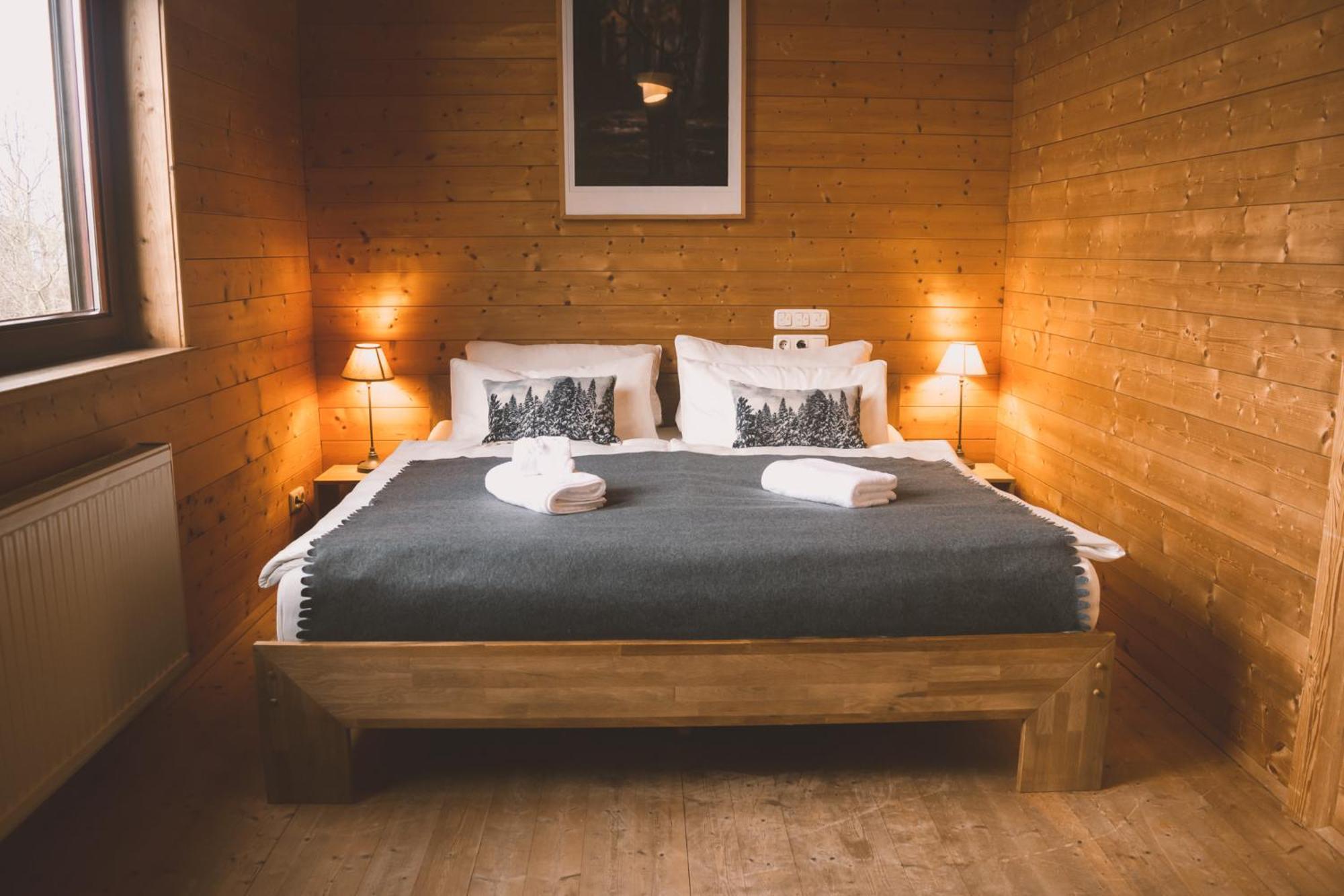 Naturnahes Familienchalet Mit Garten - Wifi - Netflix - Nur 15 Minuten Vom Chiemsee Und 35 Minuten Von Muenchen Entfernt Vogtareuth 外观 照片